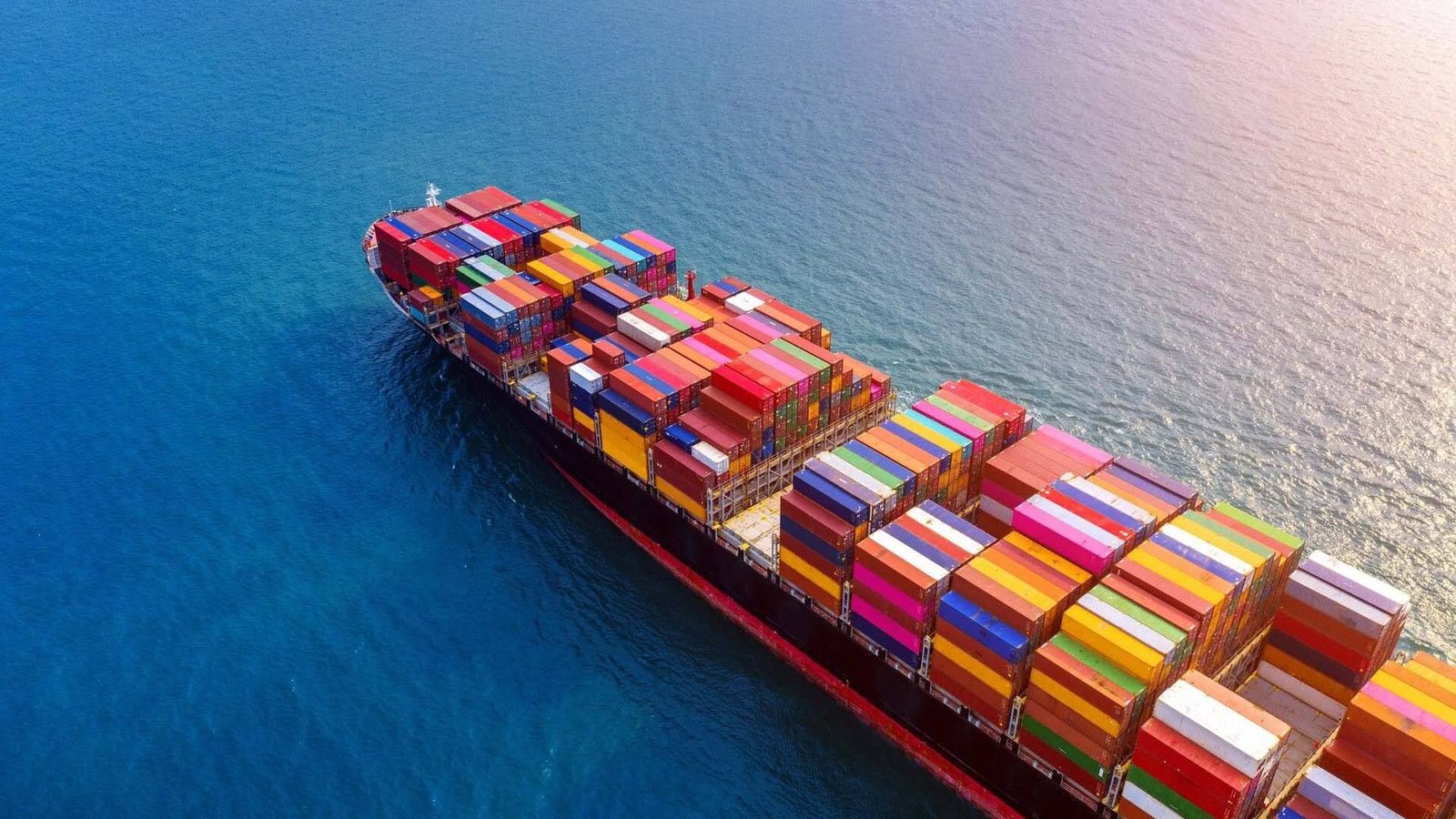 Map showing the trade lane from Thailand to the United States